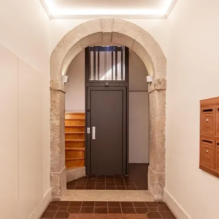 Altido Elegant Bica In Historical Centre Apartment *